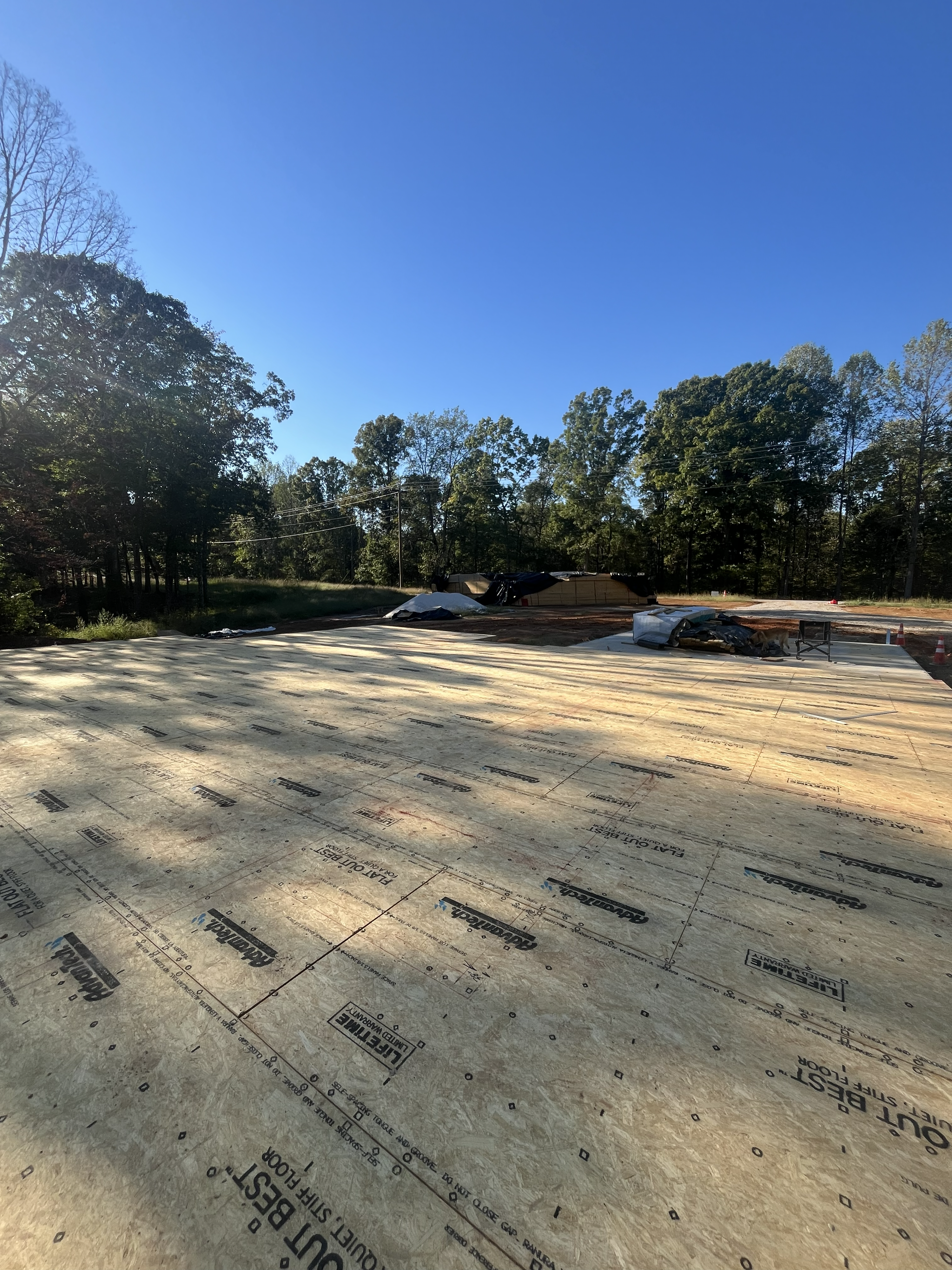 AdvanTech subfloor decking on new home construction